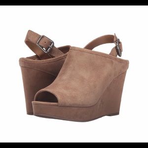 Lucky Brand Jemadine Peep Toe Wedge Size 8M